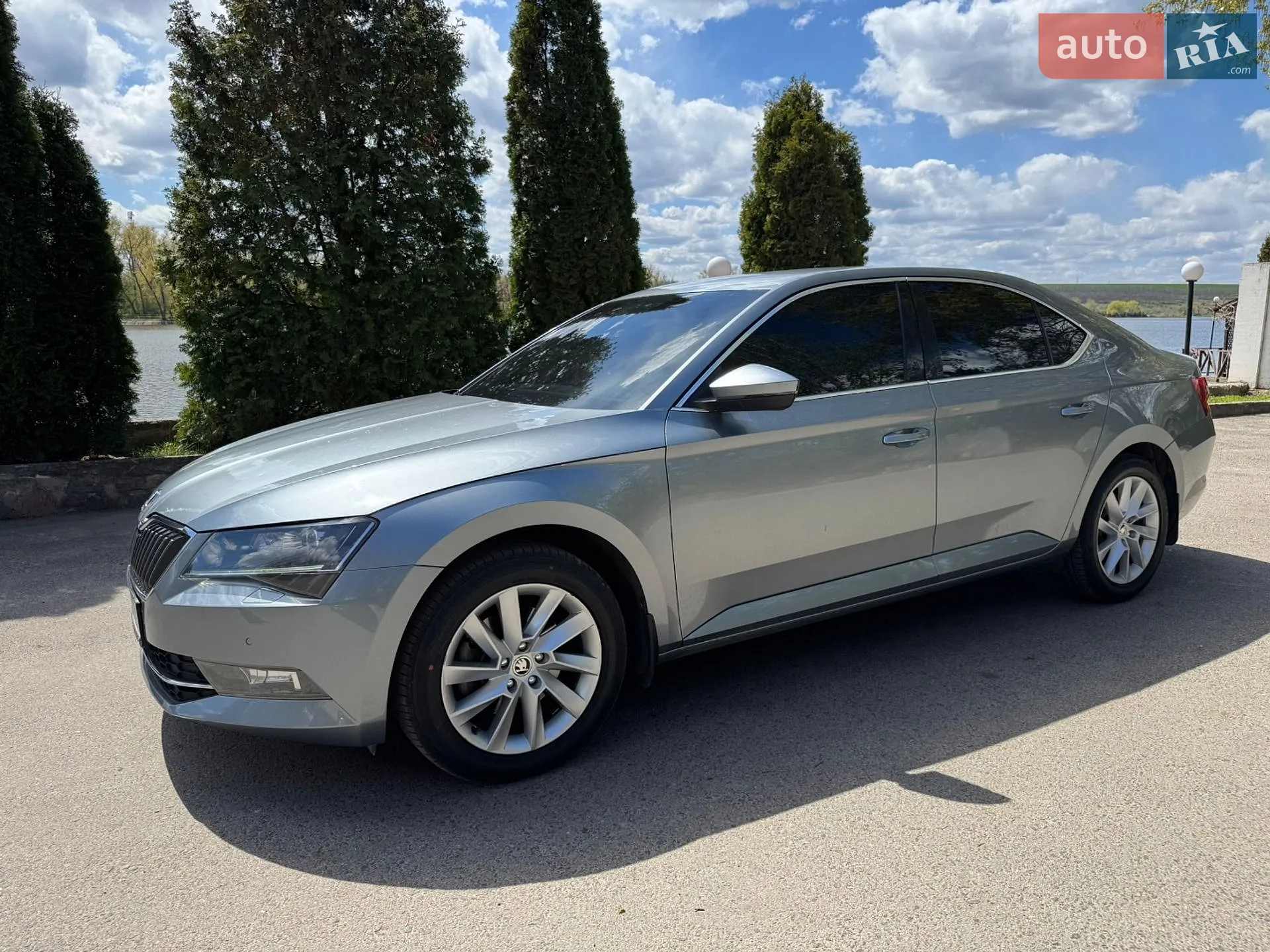 2015 Skoda Superb - мініатюра 15