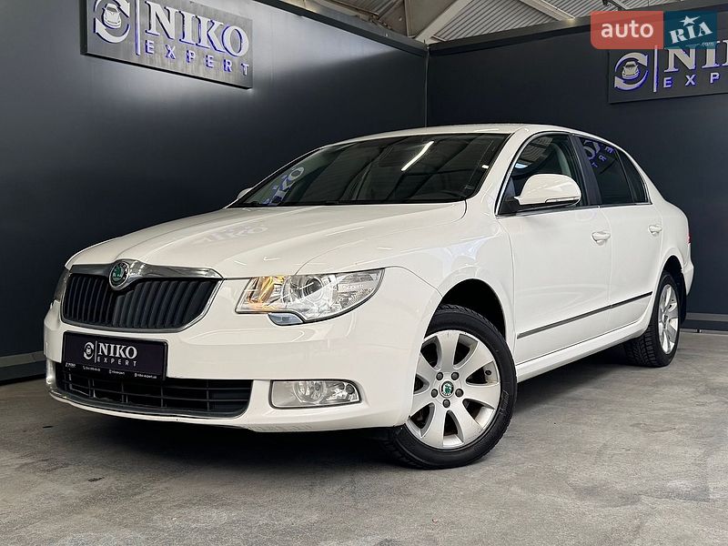 Skoda Superb 2012