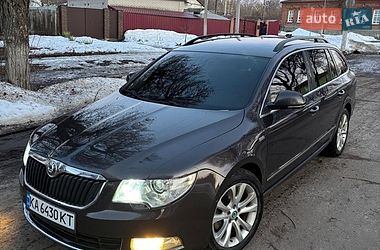 Універсал Skoda Superb 2011 в Києві