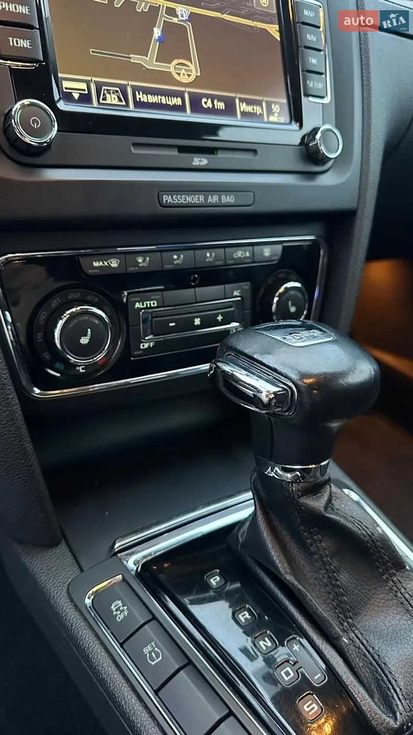 2011 Skoda Superb - мініатюра 16