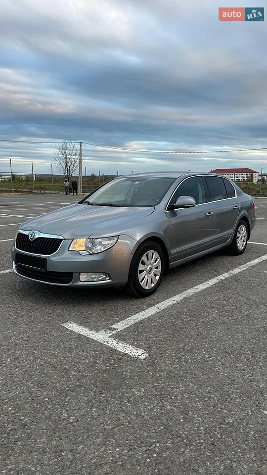 2010 Skoda Superb - мініатюра 14