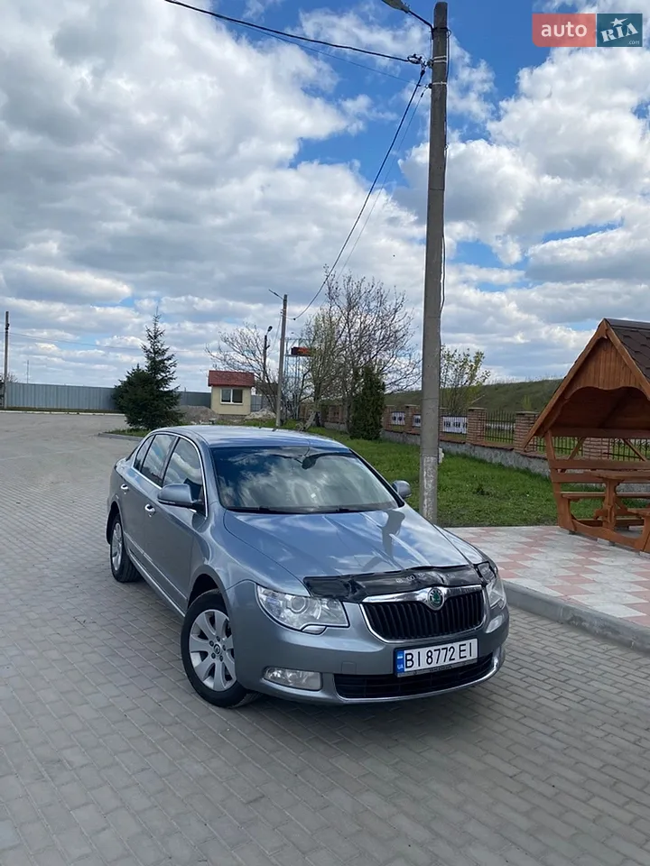 2010 Skoda Superb - мініатюра 35