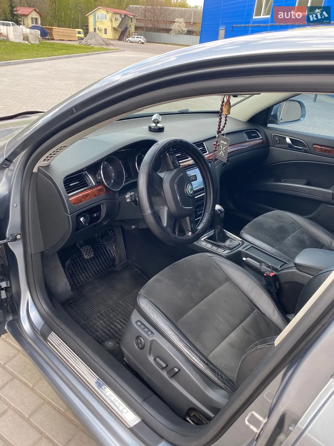 2011 Skoda Superb - мініатюра 12