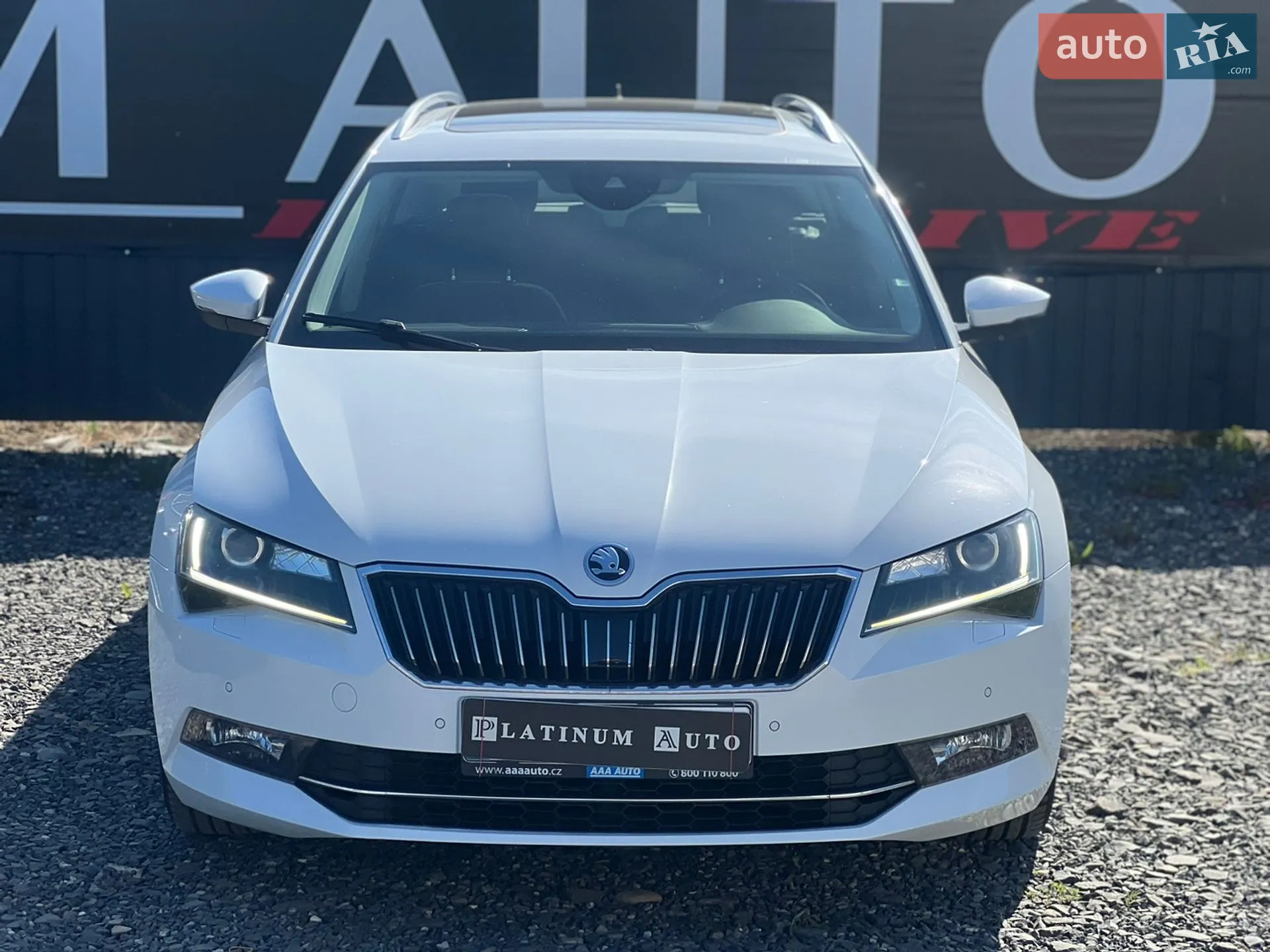 2018 Skoda Superb - мініатюра 2