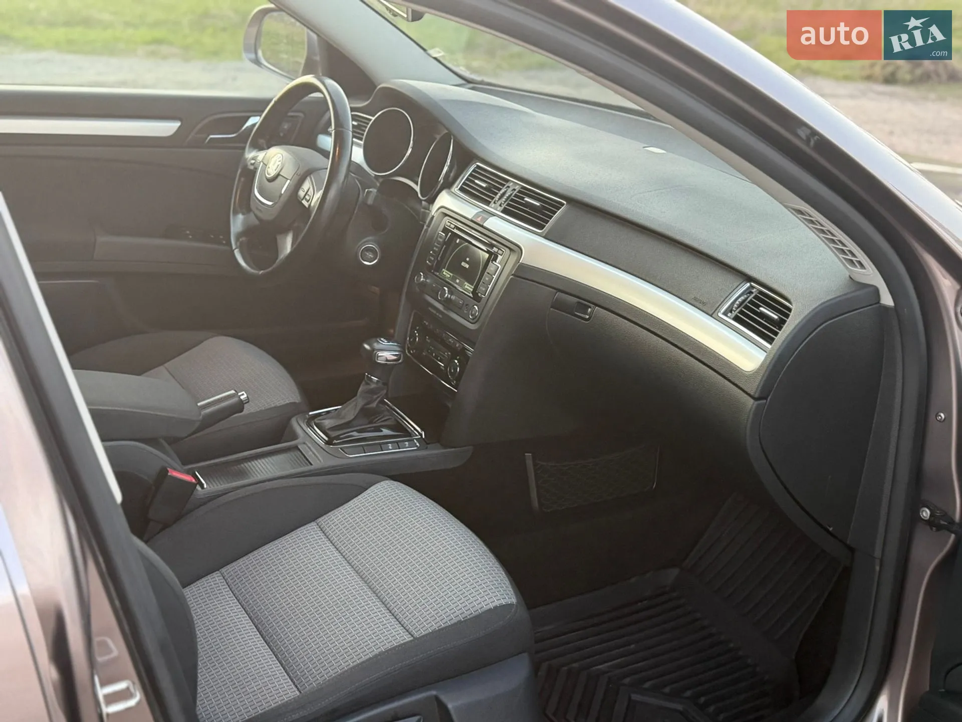 2012 Skoda Superb - мініатюра 11