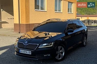 Універсал Skoda Superb 2017 в Довгому