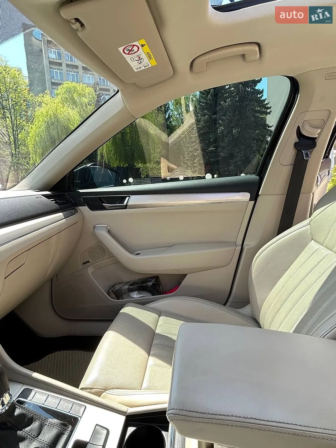 2019 Skoda Superb - мініатюра 9