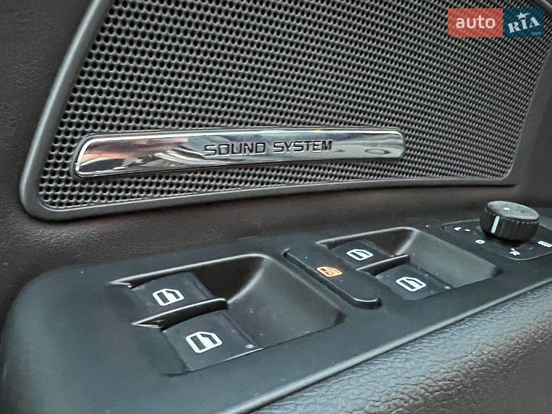 Універсал Skoda Superb 2010 в Луцьку