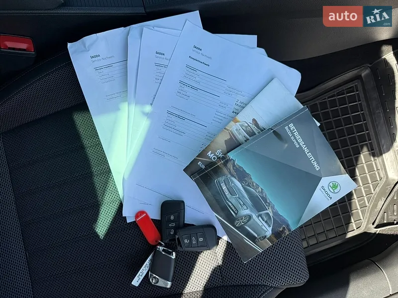 Универсал Skoda Superb 2023 в Луцке документ