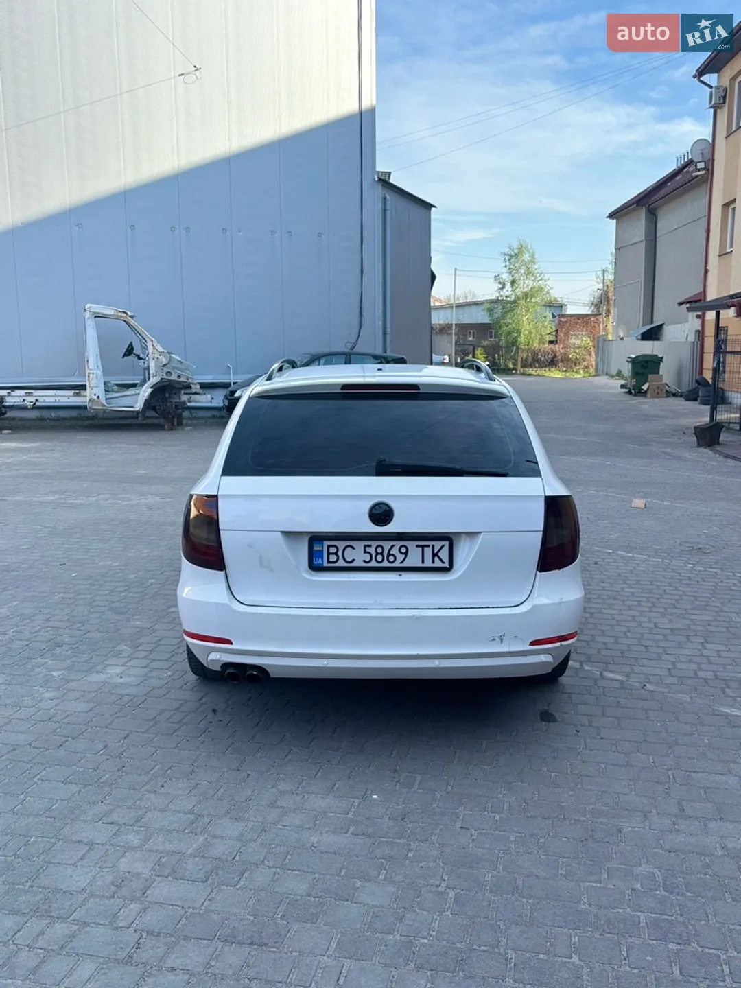 2011 Skoda Superb - мініатюра 6