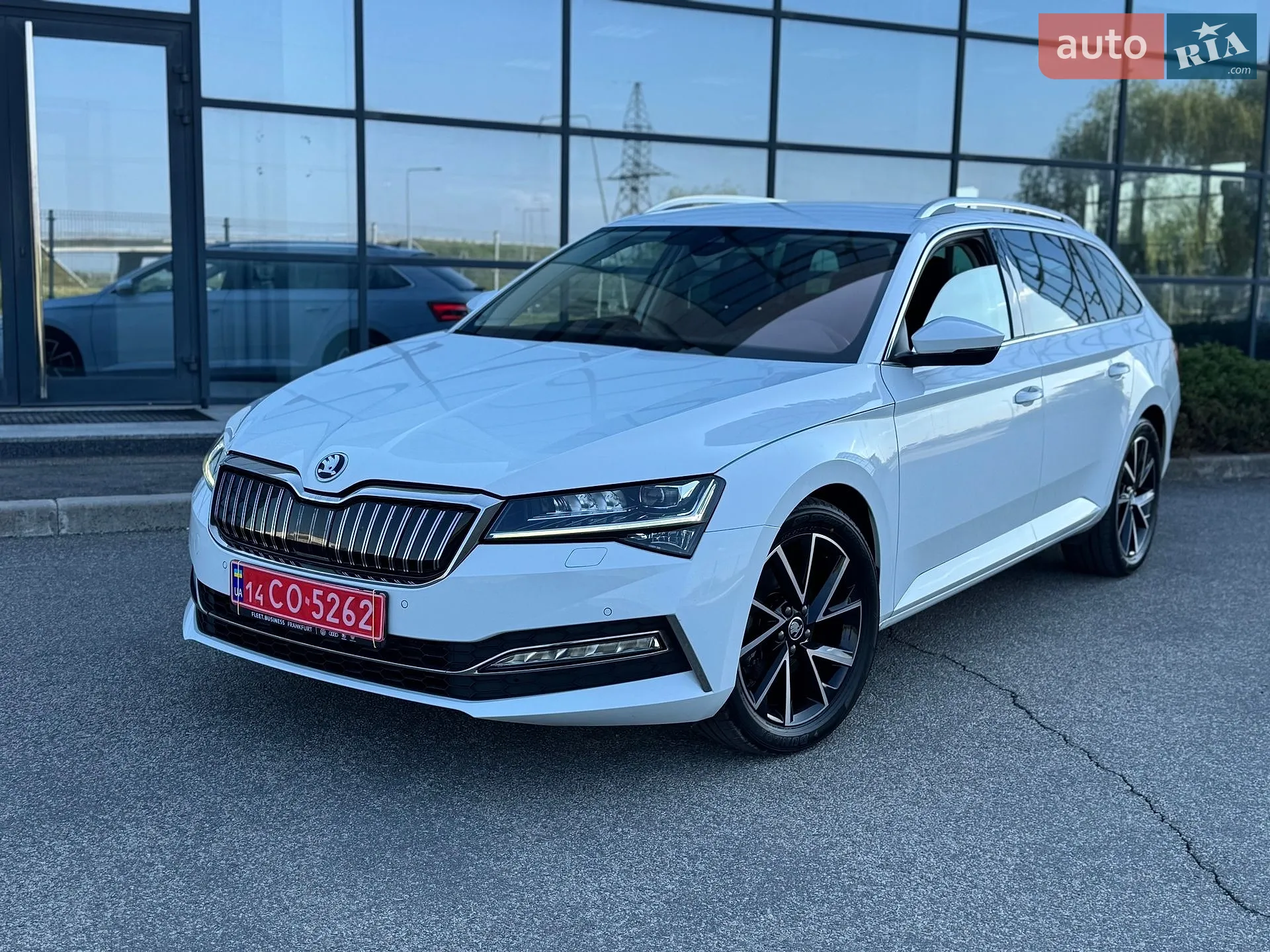 2021 Skoda Superb - фото 1