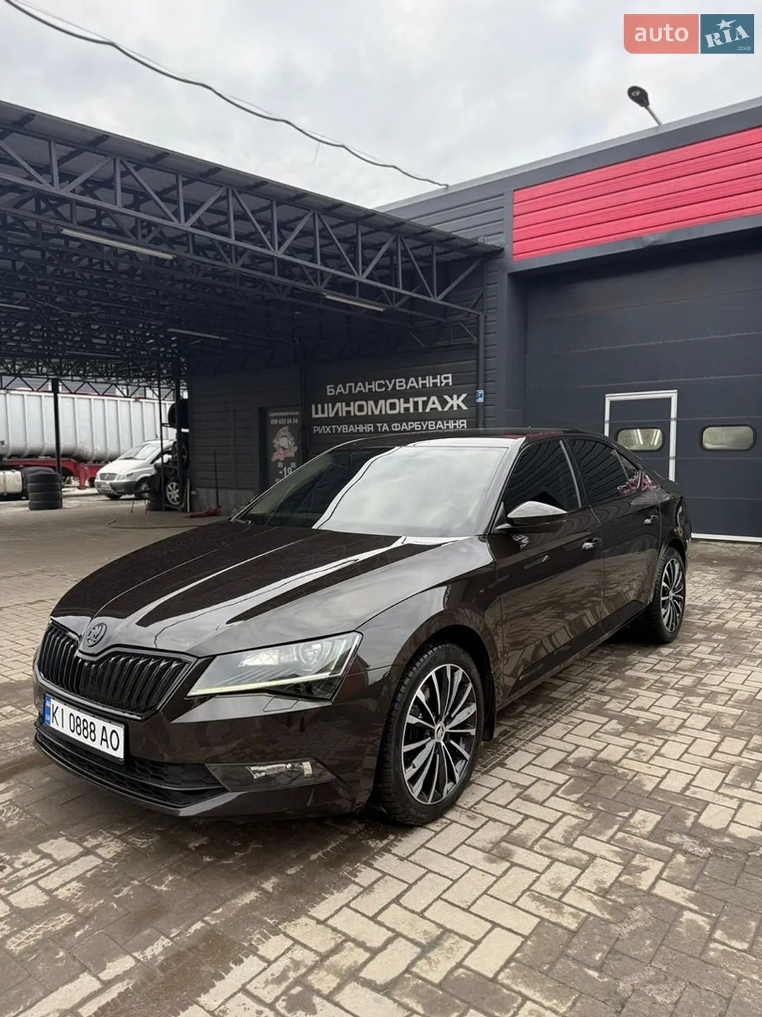 2018 Skoda Superb - мініатюра 2