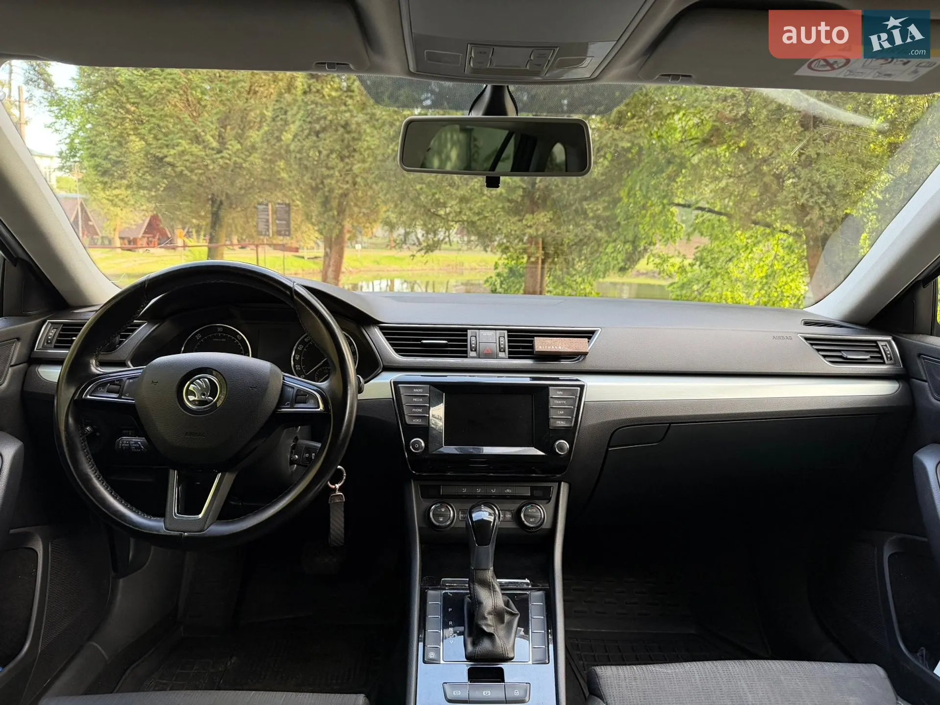 2015 Skoda Superb - мініатюра 13