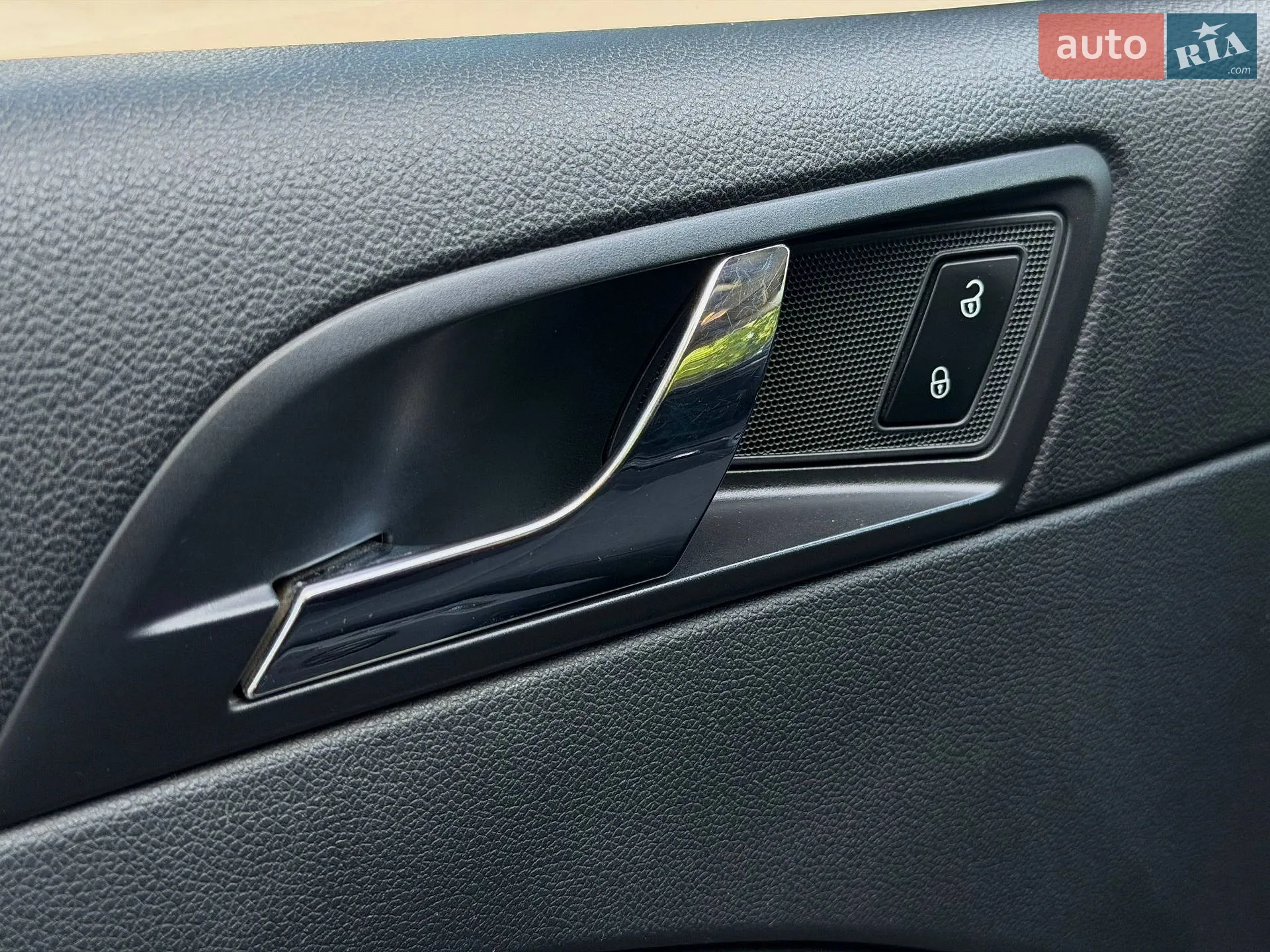 2012 Skoda Superb - мініатюра 16