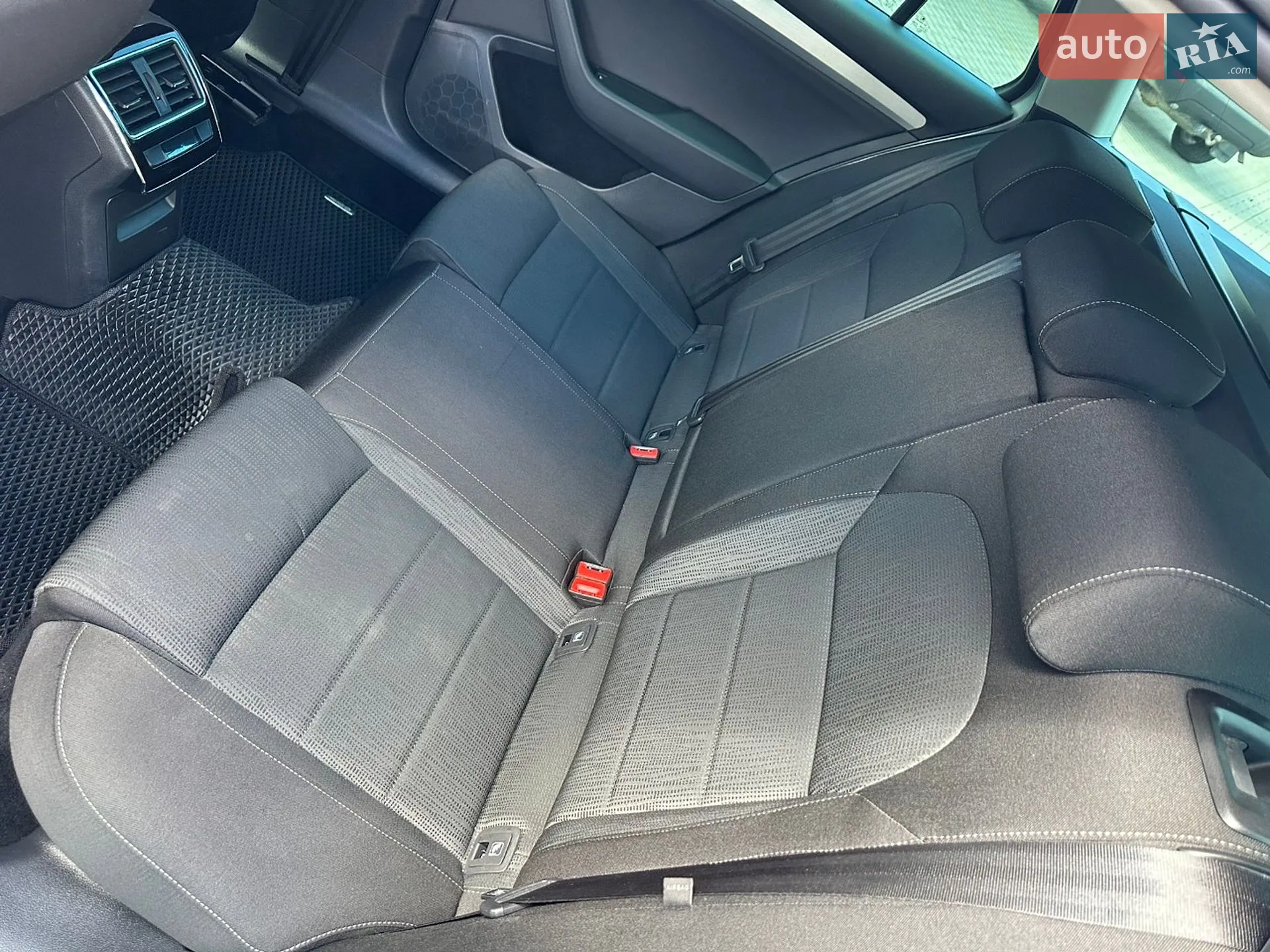 2018 Skoda Superb - мініатюра 20