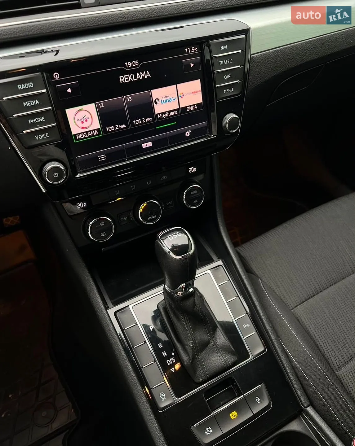 2017 Skoda Superb - мініатюра 11