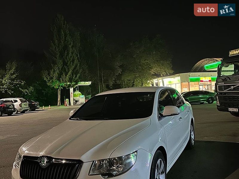 2012 Skoda Superb, VIN TMBAE73TXC9059402:plate — фото 1 (autoria)