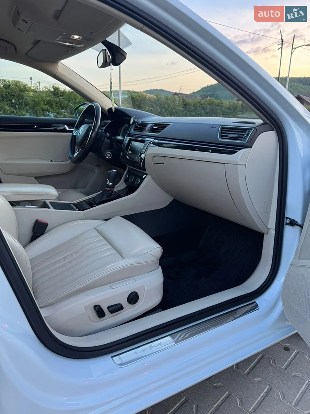 2016 Skoda Superb - мініатюра 22