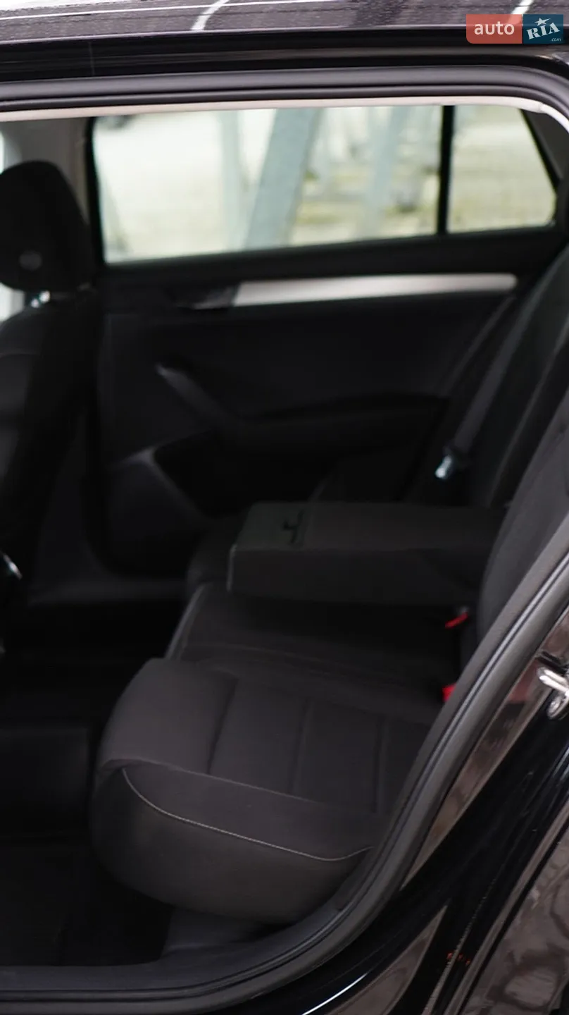 2016 Skoda Superb - мініатюра 16
