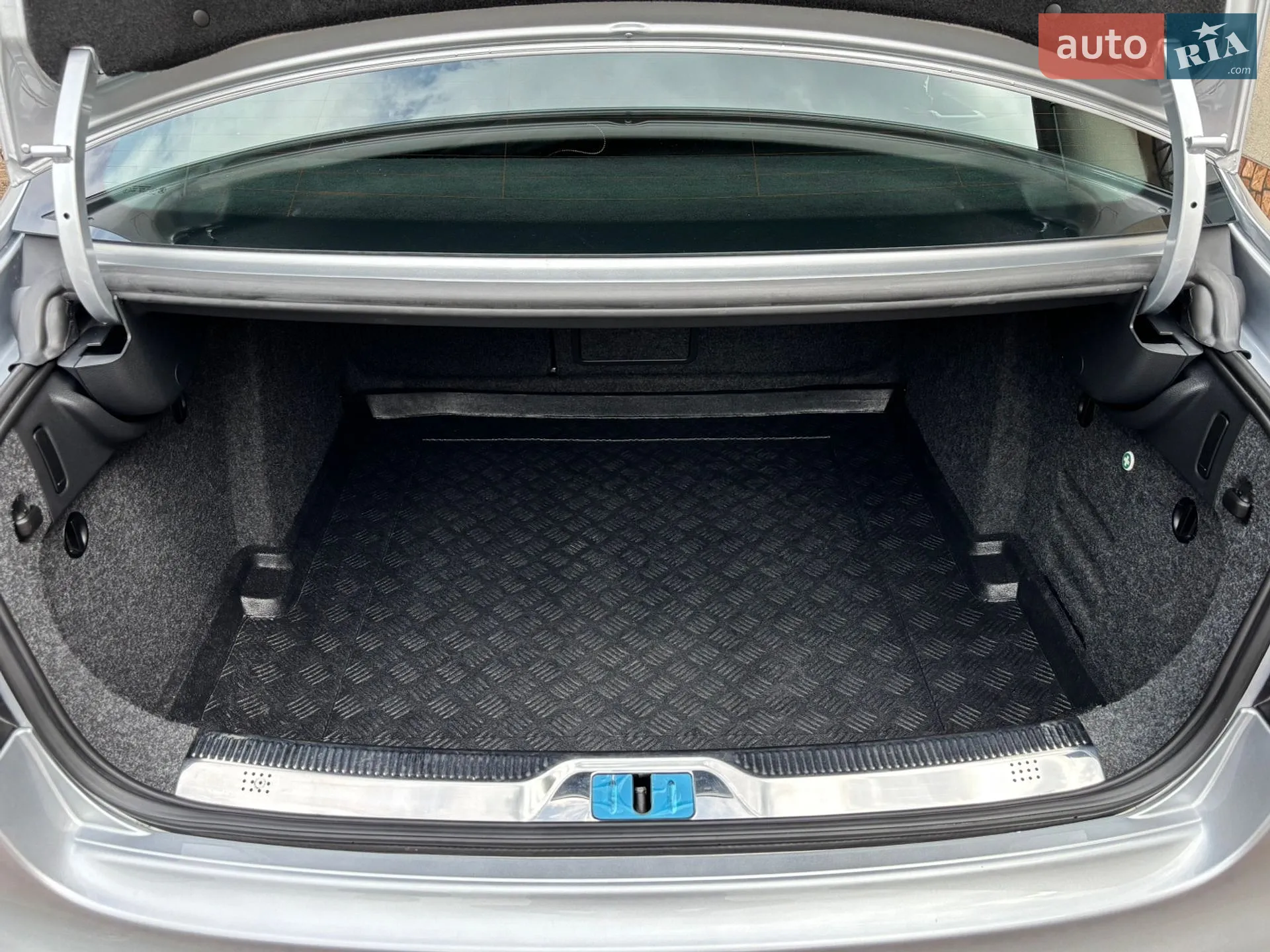 2012 Skoda Superb - мініатюра 87