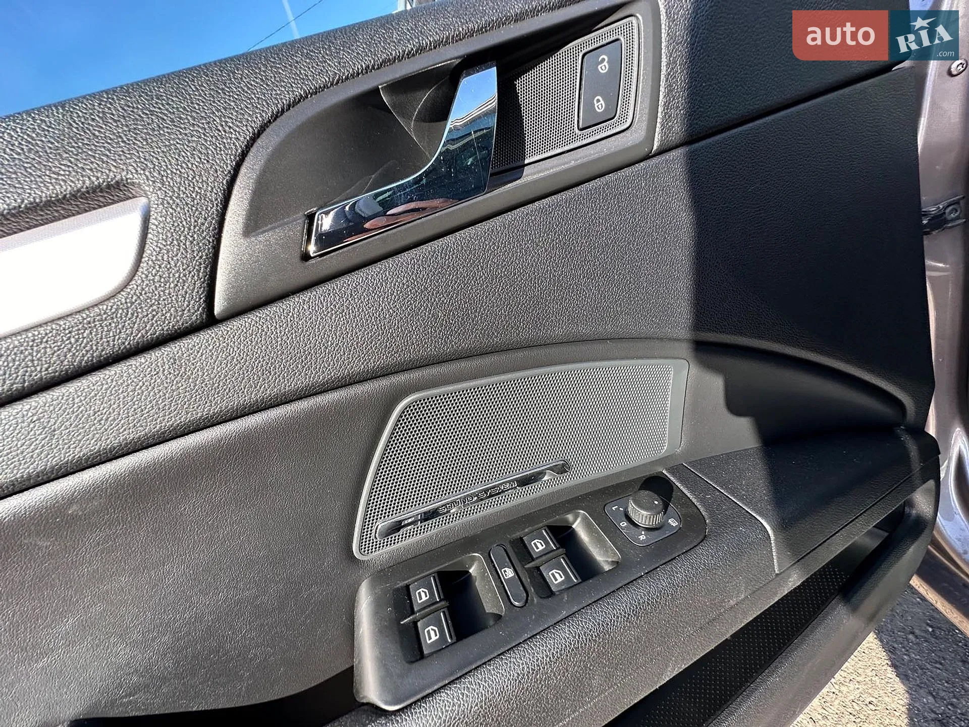2010 Skoda Superb - мініатюра 24