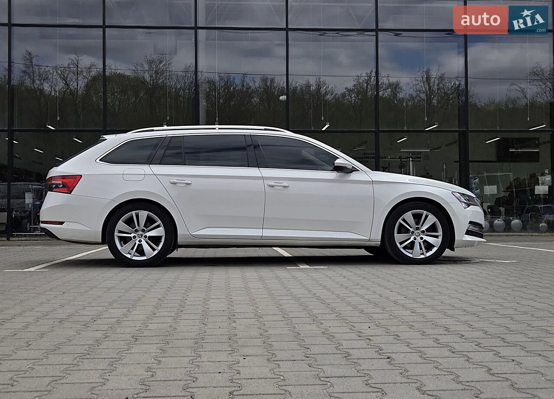 2020 Skoda Superb - мініатюра 7