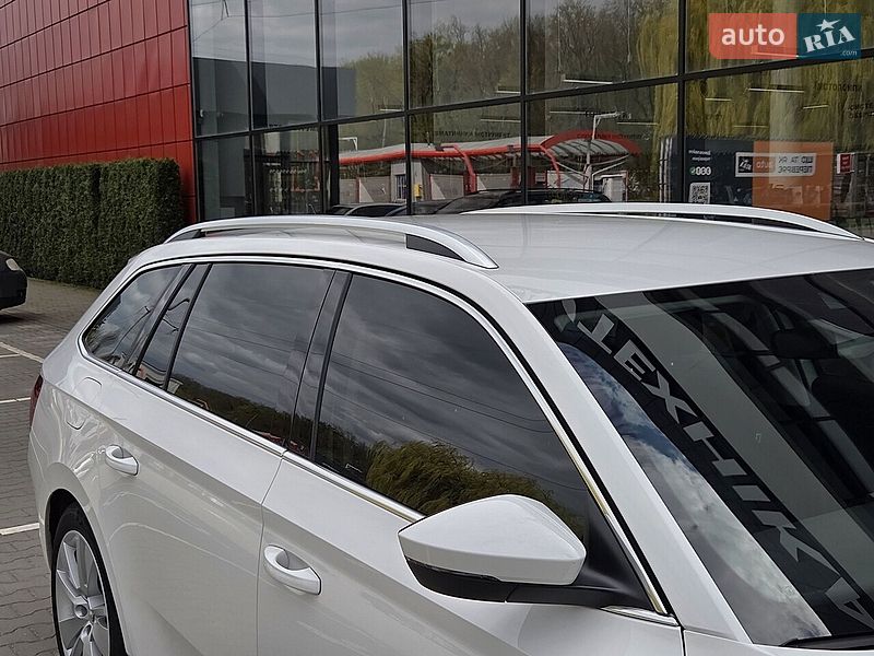 Универсал Skoda Superb 2020 в Киеве