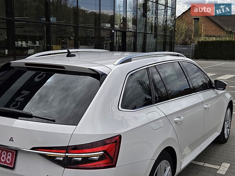 Универсал Skoda Superb 2020 в Киеве