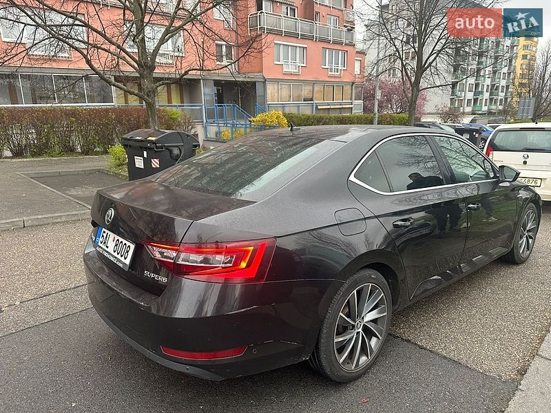 Лифтбек Skoda Superb 2016 в Хусте