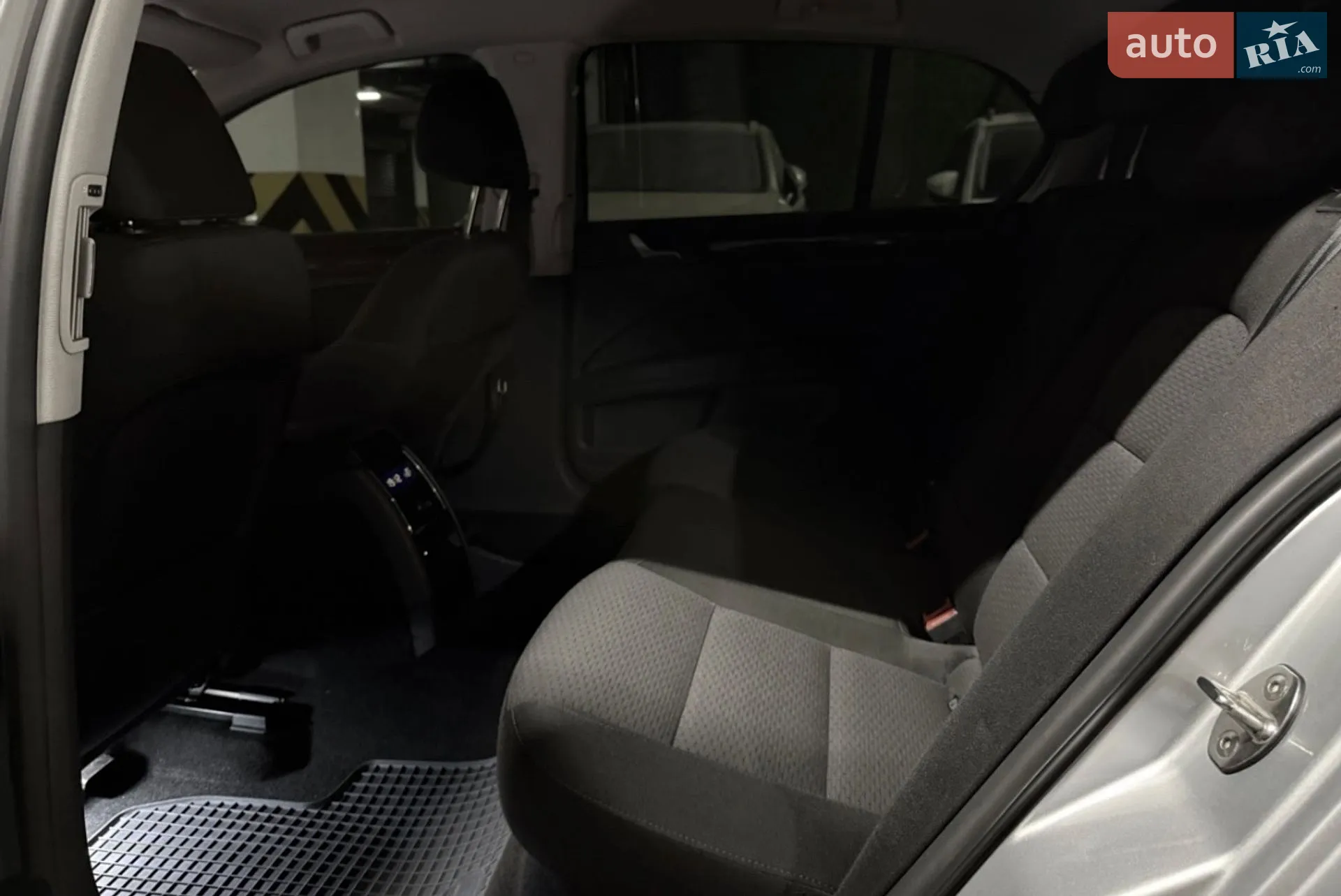 2013 Skoda Superb - мініатюра 28