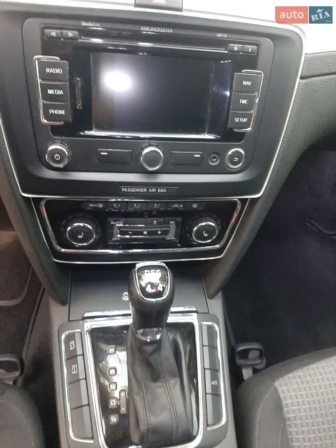 2012 Skoda Superb - мініатюра 18