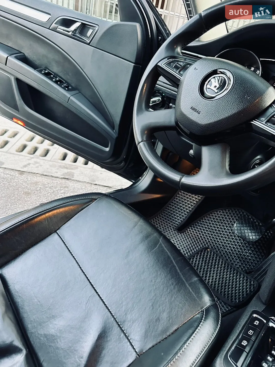 2015 Skoda Superb - мініатюра 29