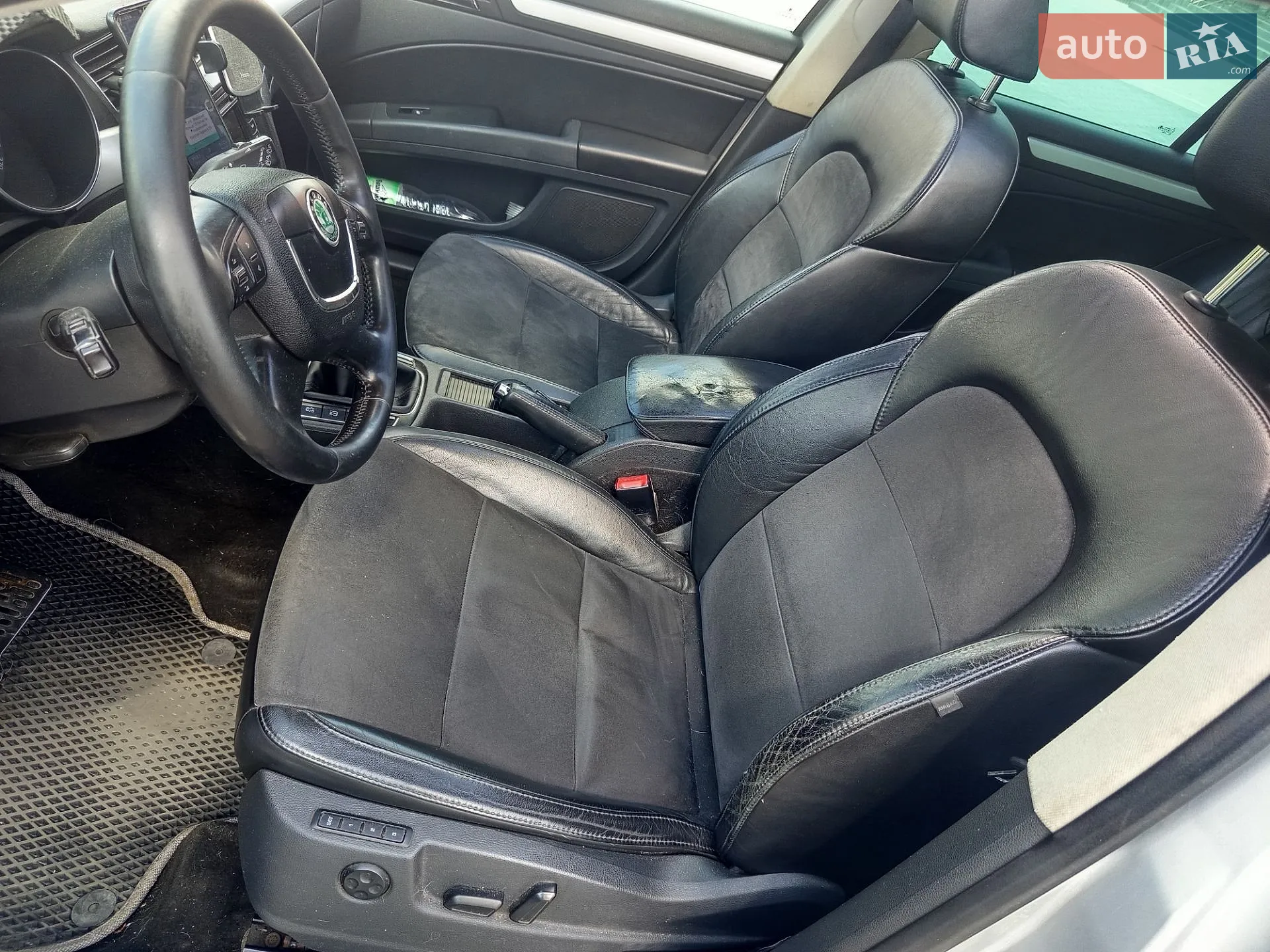 2012 Skoda Superb - мініатюра 8