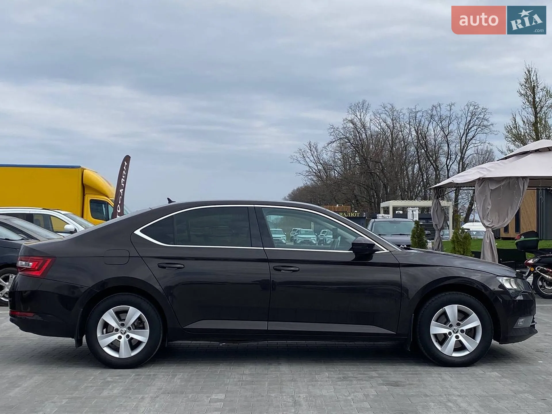 2019 Skoda Superb - мініатюра 16