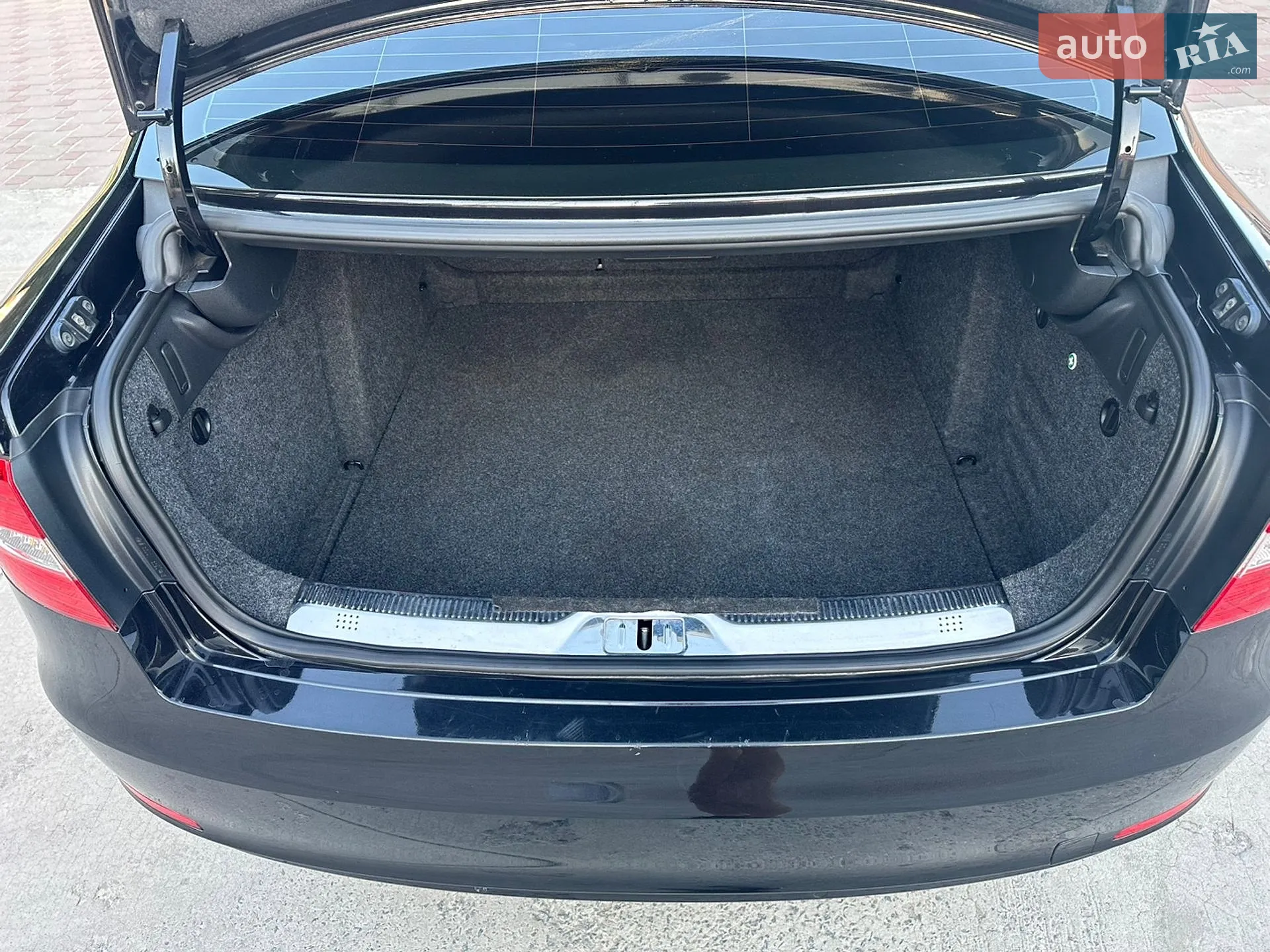 2014 Skoda Superb - мініатюра 22