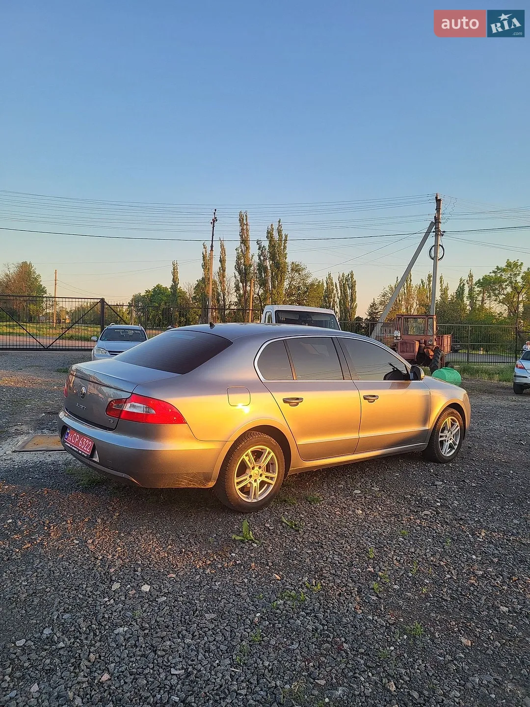 2010 Skoda Superb - мініатюра 5