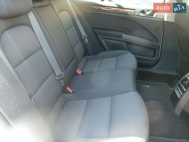 Лифтбек Skoda Superb 2013 в Днепре