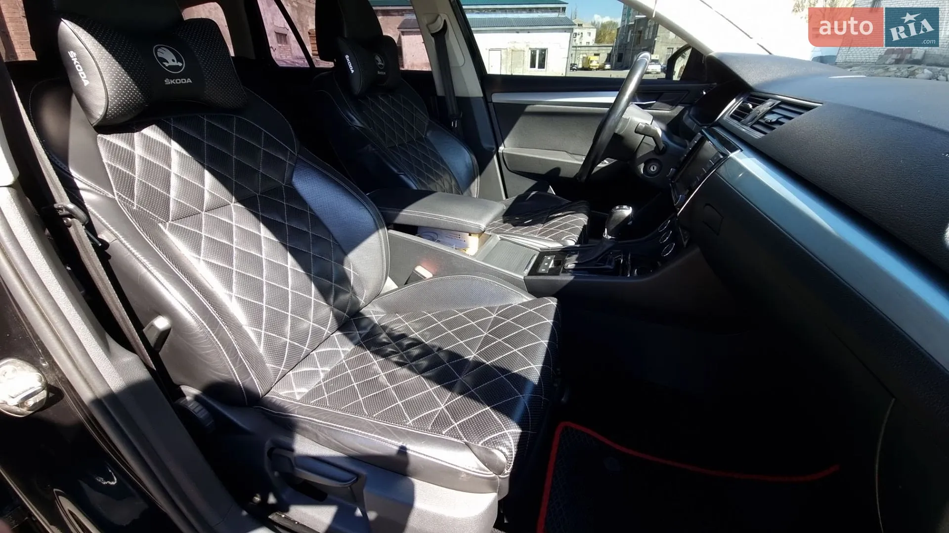 2017 Skoda Superb - мініатюра 8