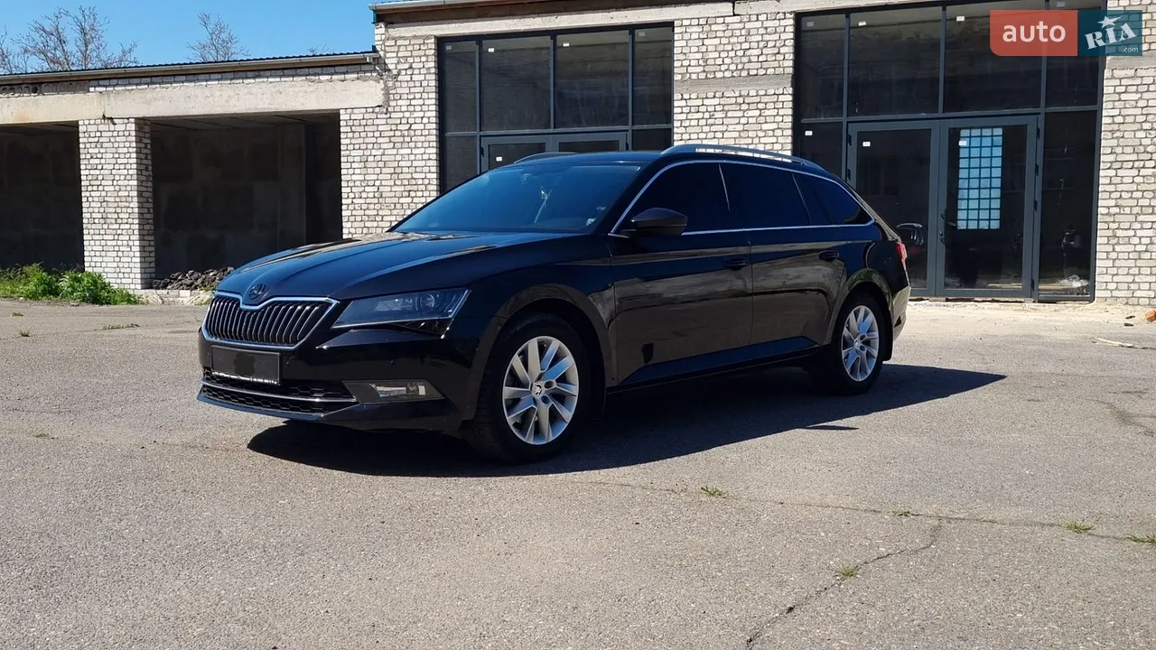2016 Skoda Superb - мініатюра 21