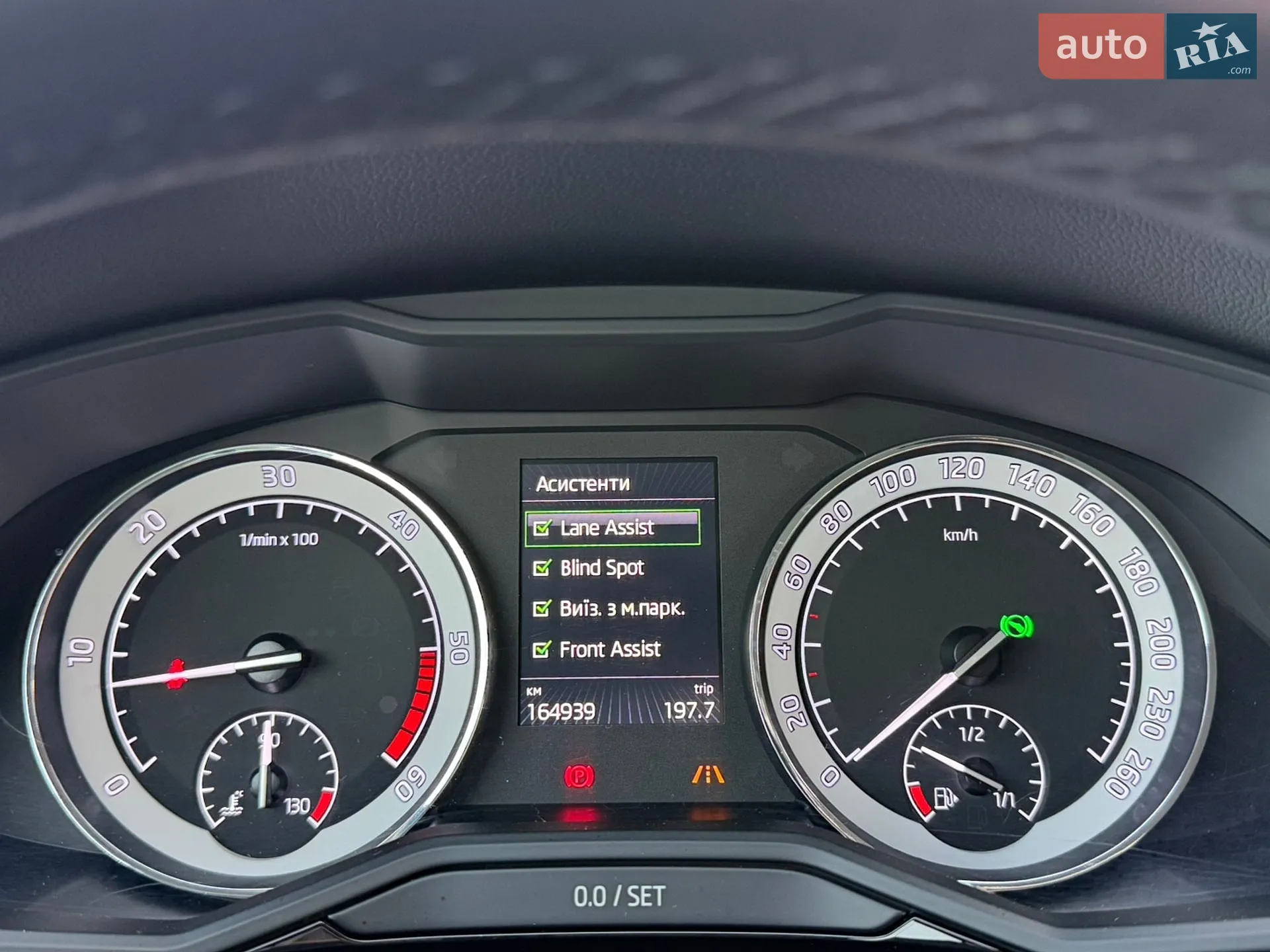 2017 Skoda Superb - мініатюра 107