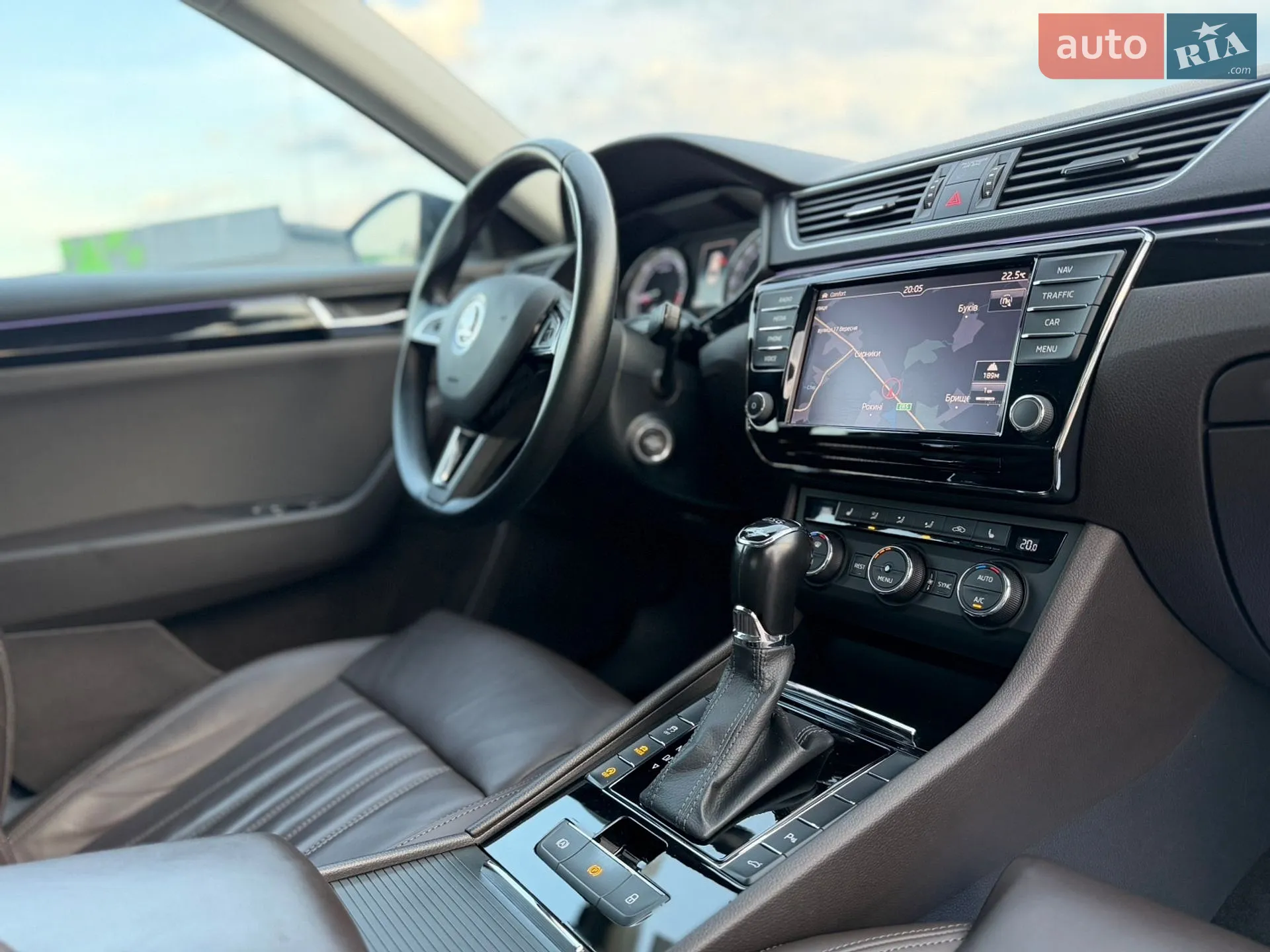 2017 Skoda Superb - мініатюра 120