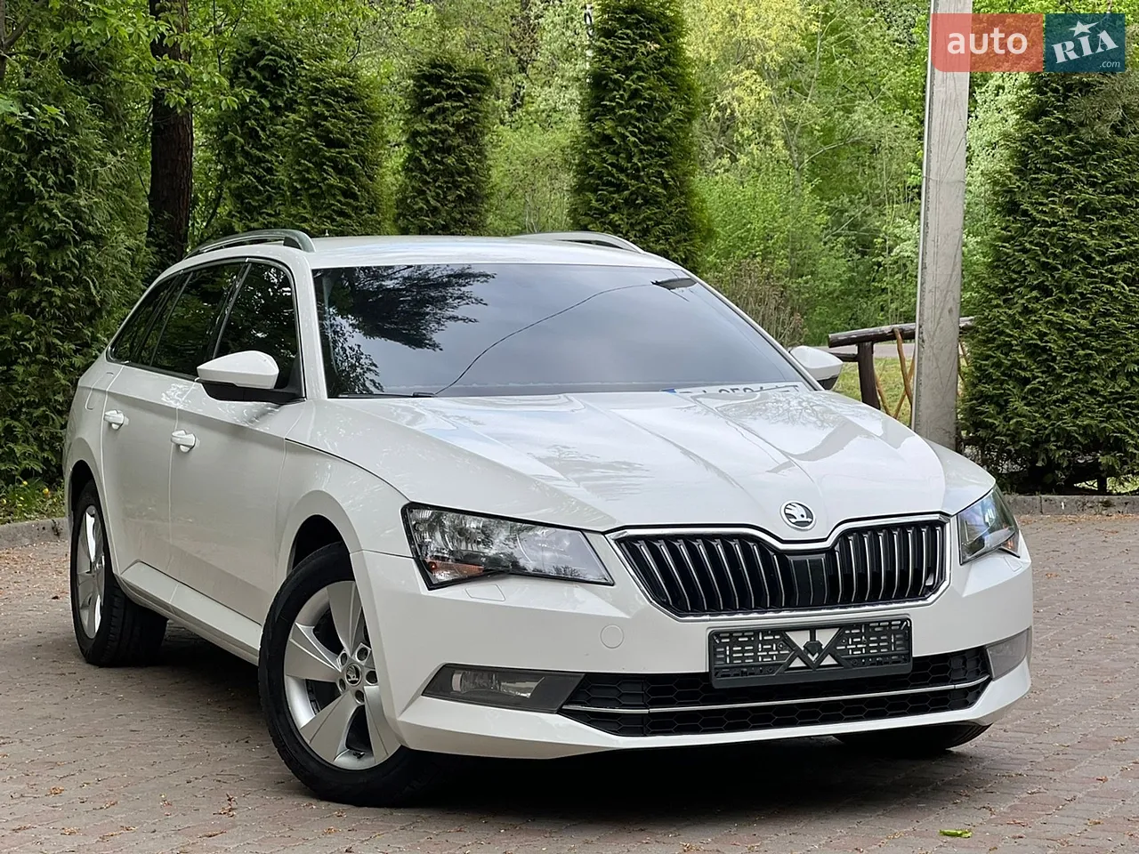 2017 Skoda Superb - мініатюра 30