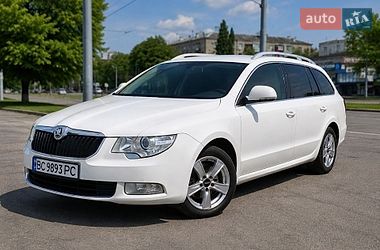 Универсал Skoda Superb 2011 в Харькове