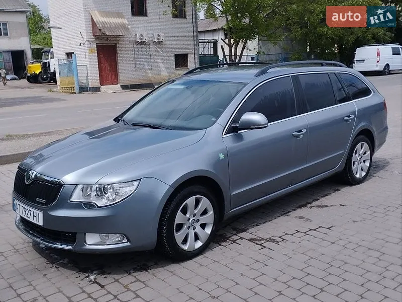 Skoda Superb 2011