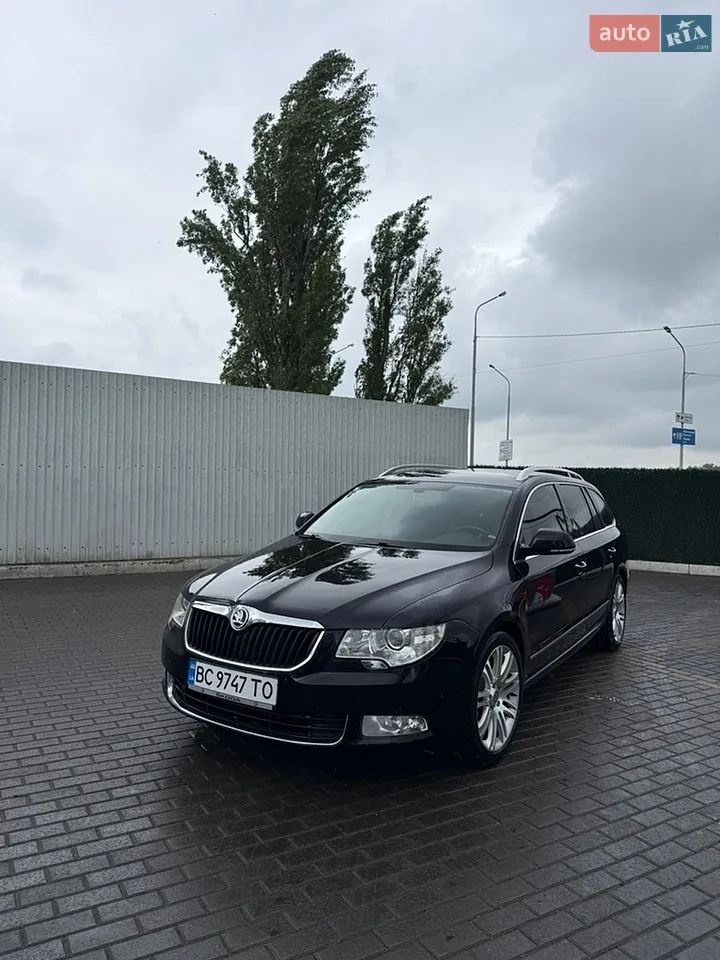 2010 Skoda Superb - мініатюра 35