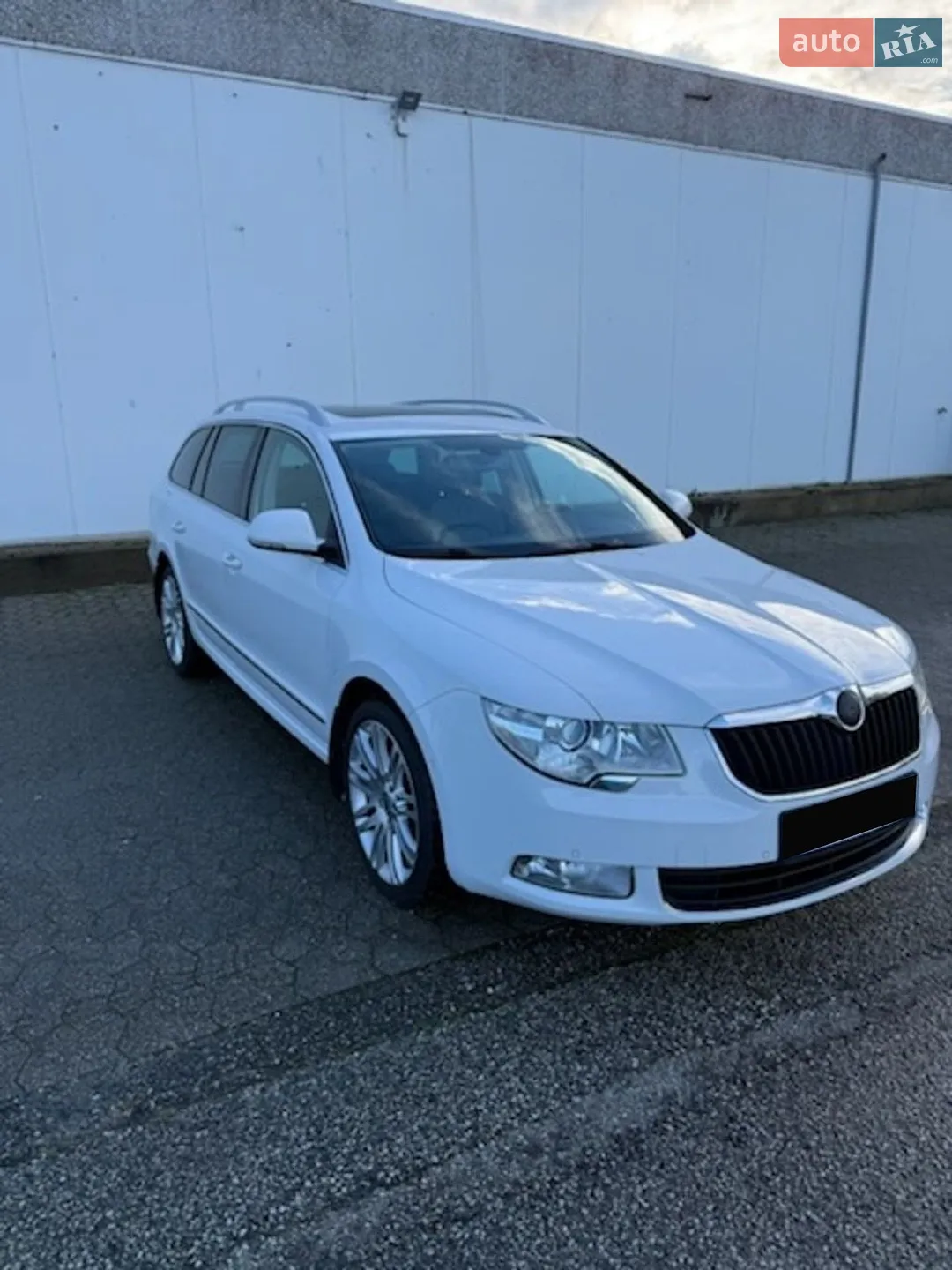 2012 Skoda Superb - мініатюра 2