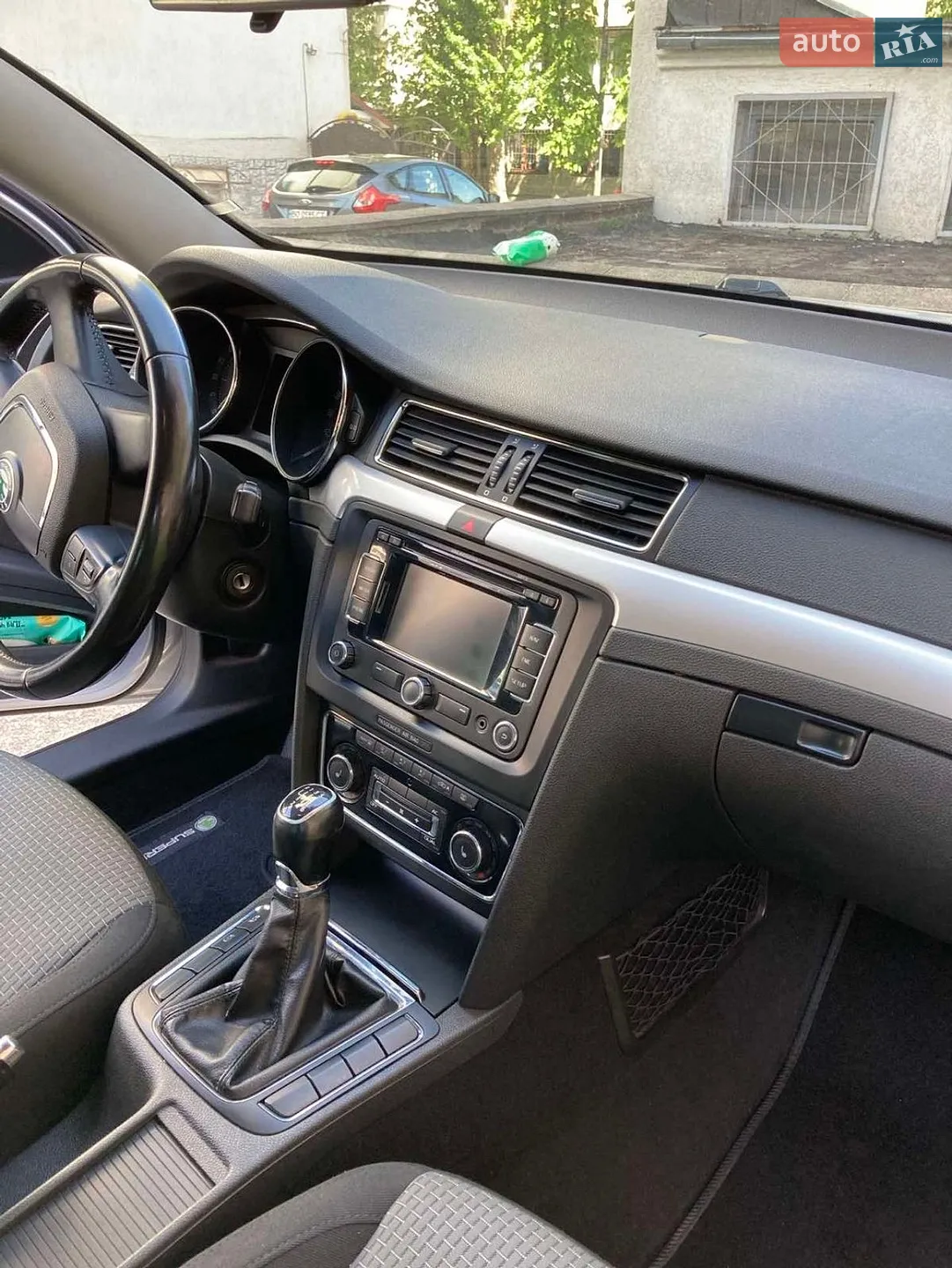 2013 Skoda Superb - мініатюра 10