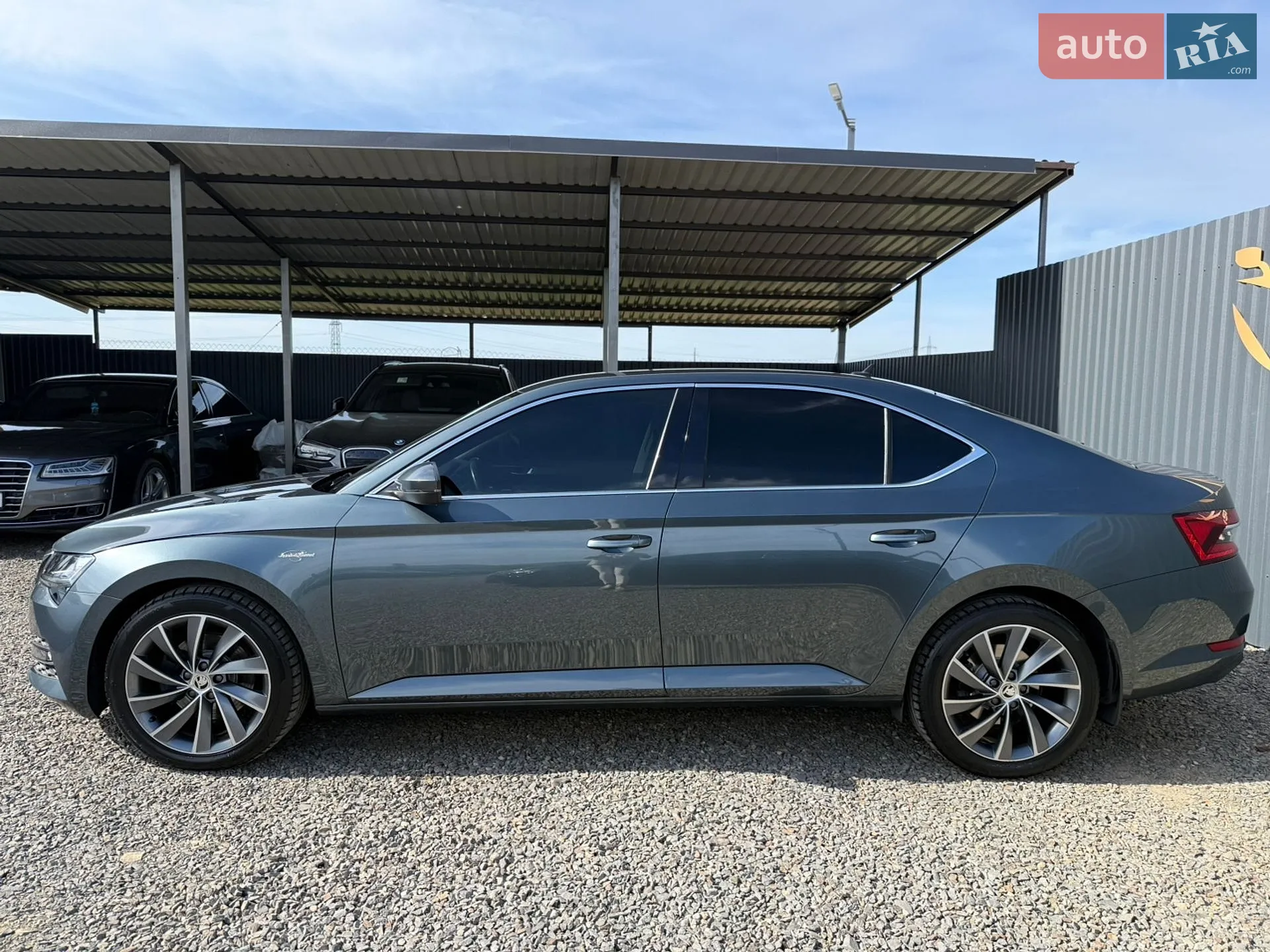 2019 Skoda Superb - мініатюра 9