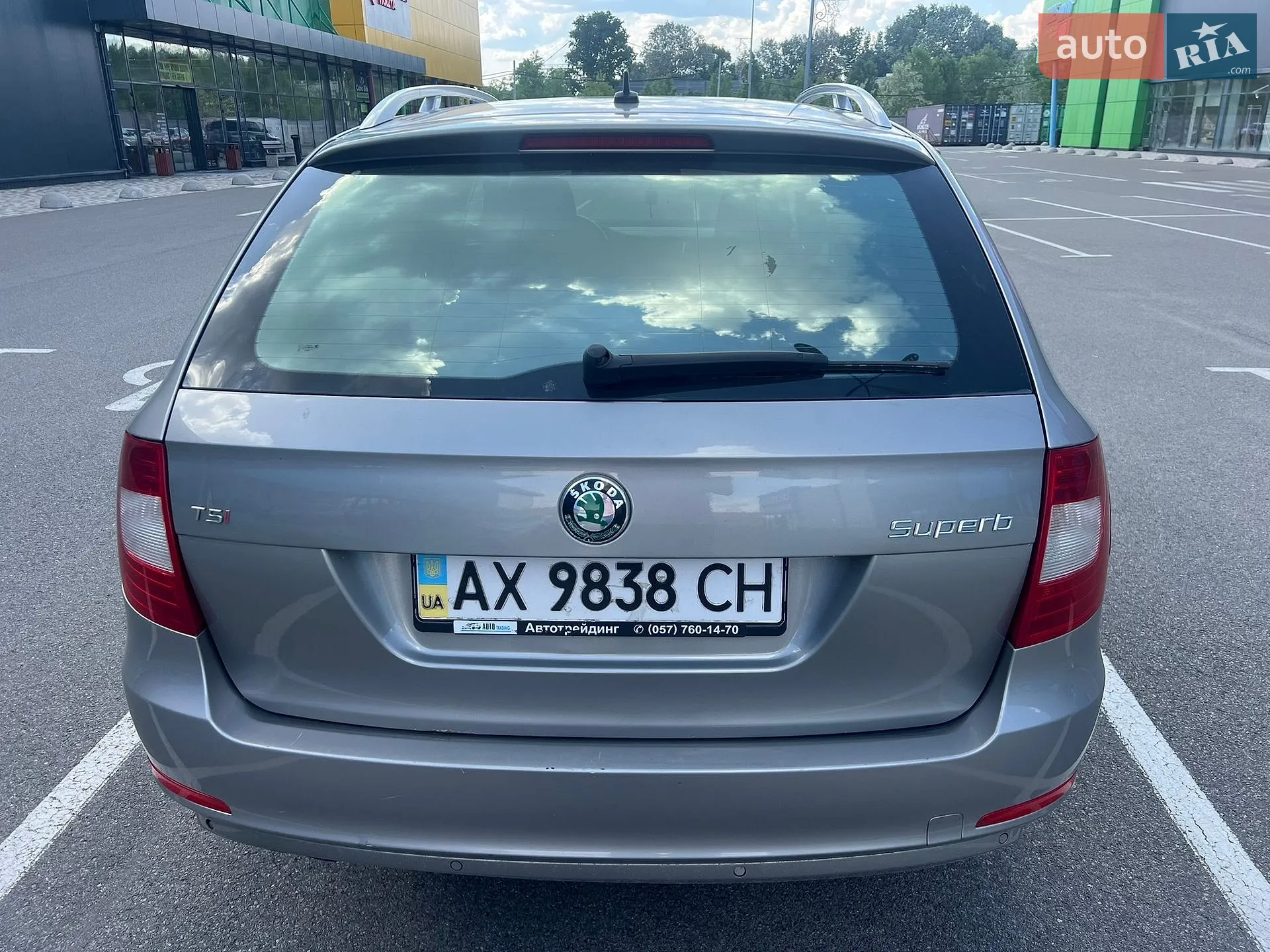 2010 Skoda Superb - мініатюра 6