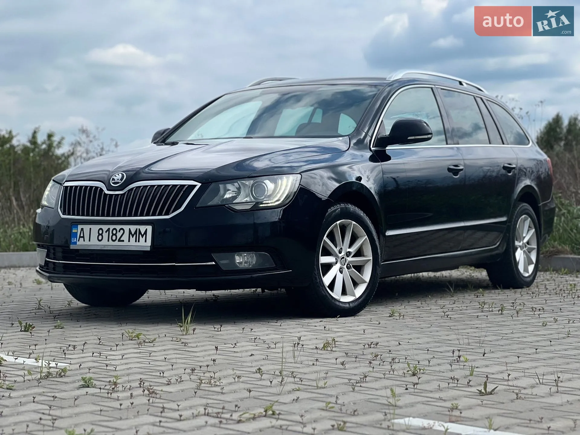 2014 Skoda Superb - мініатюра 2